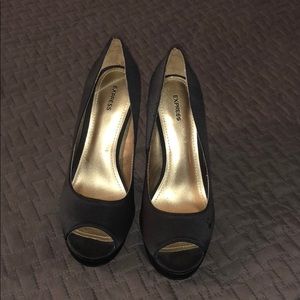 Express heels